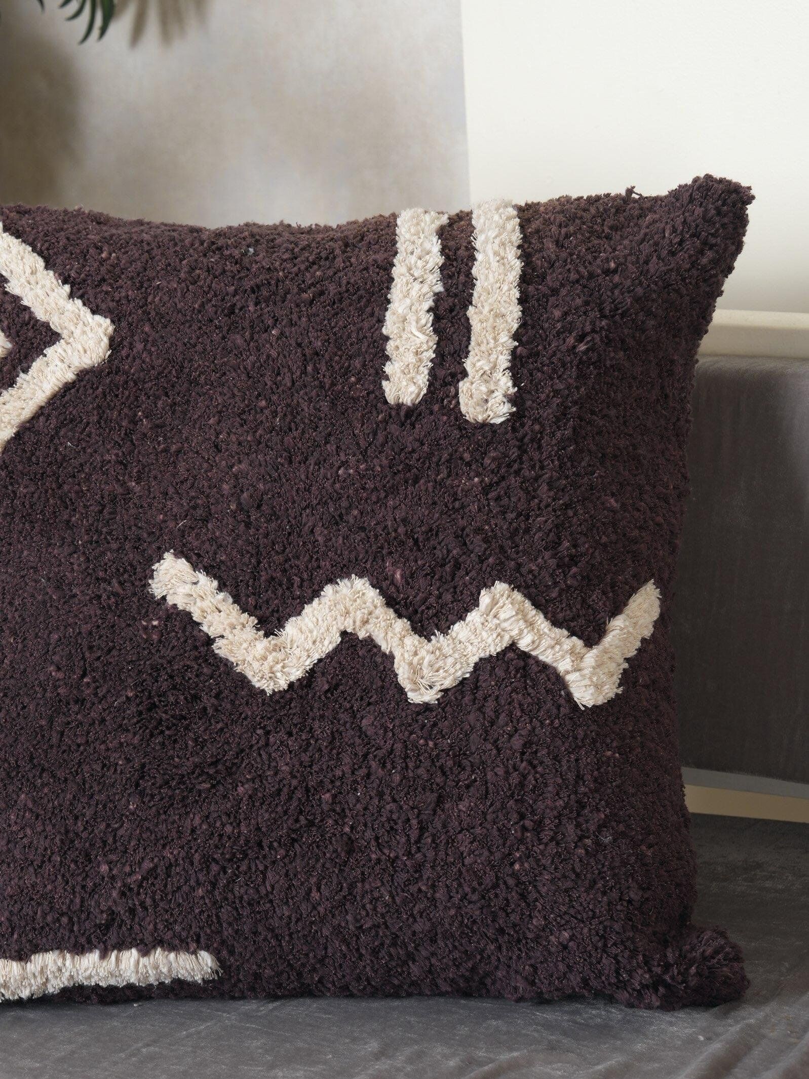 Oriole Cushion Cover