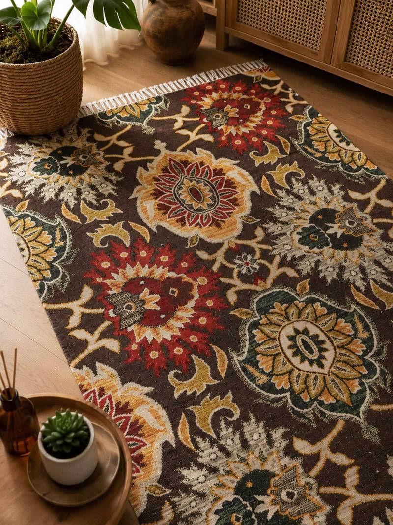 Vintage Floral Medallion Area Rug – Brown & Rust Traditional Rug